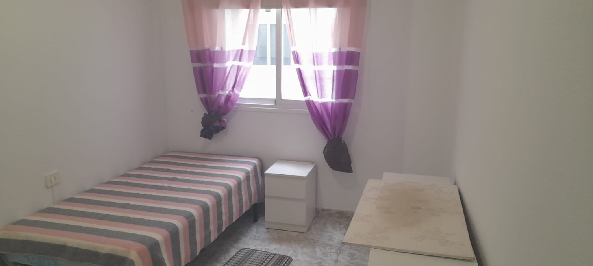 EXCELENTE PISO EN ZONA RAMBLAS. CALLE RAMBLA PULIDO. DISTRITO CENTRO-IFARA