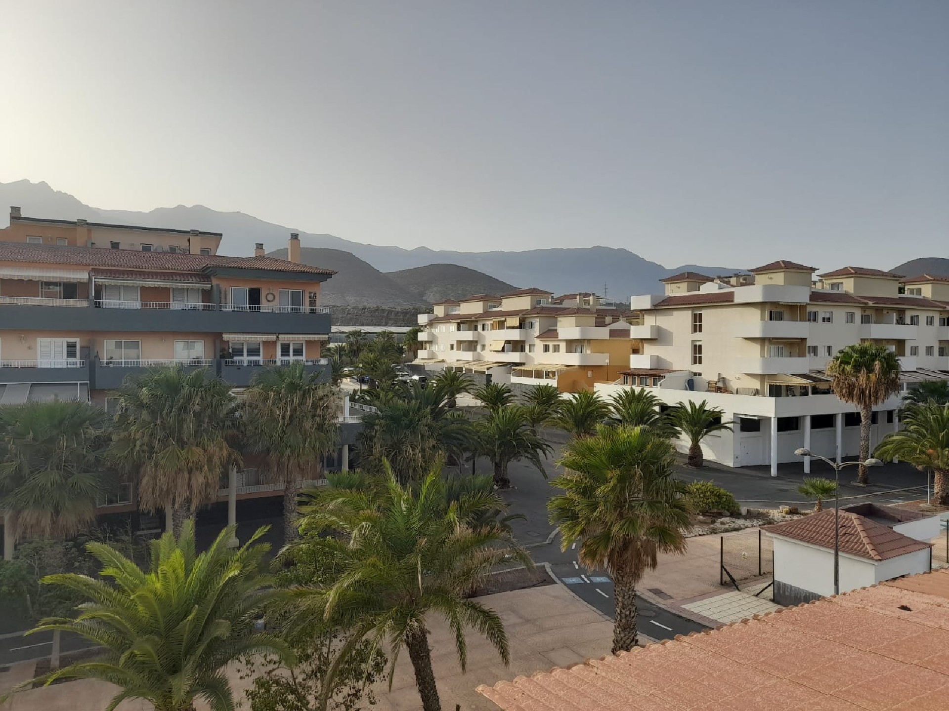 EXCELENTE PISO EN ZONA PUERTITO DE GUIMAR.