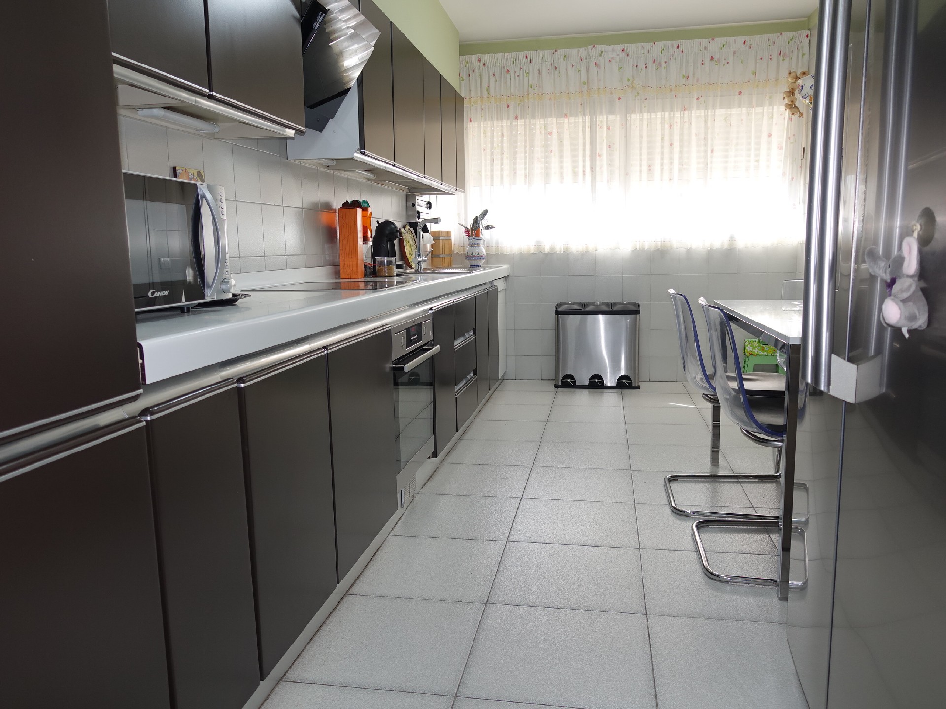 EXPECTACULAR PISO EN ZONA MENCEY. C/ FRANCISCO GUERRERO CAZORLA. DISTRITO CENTRO-IFARA