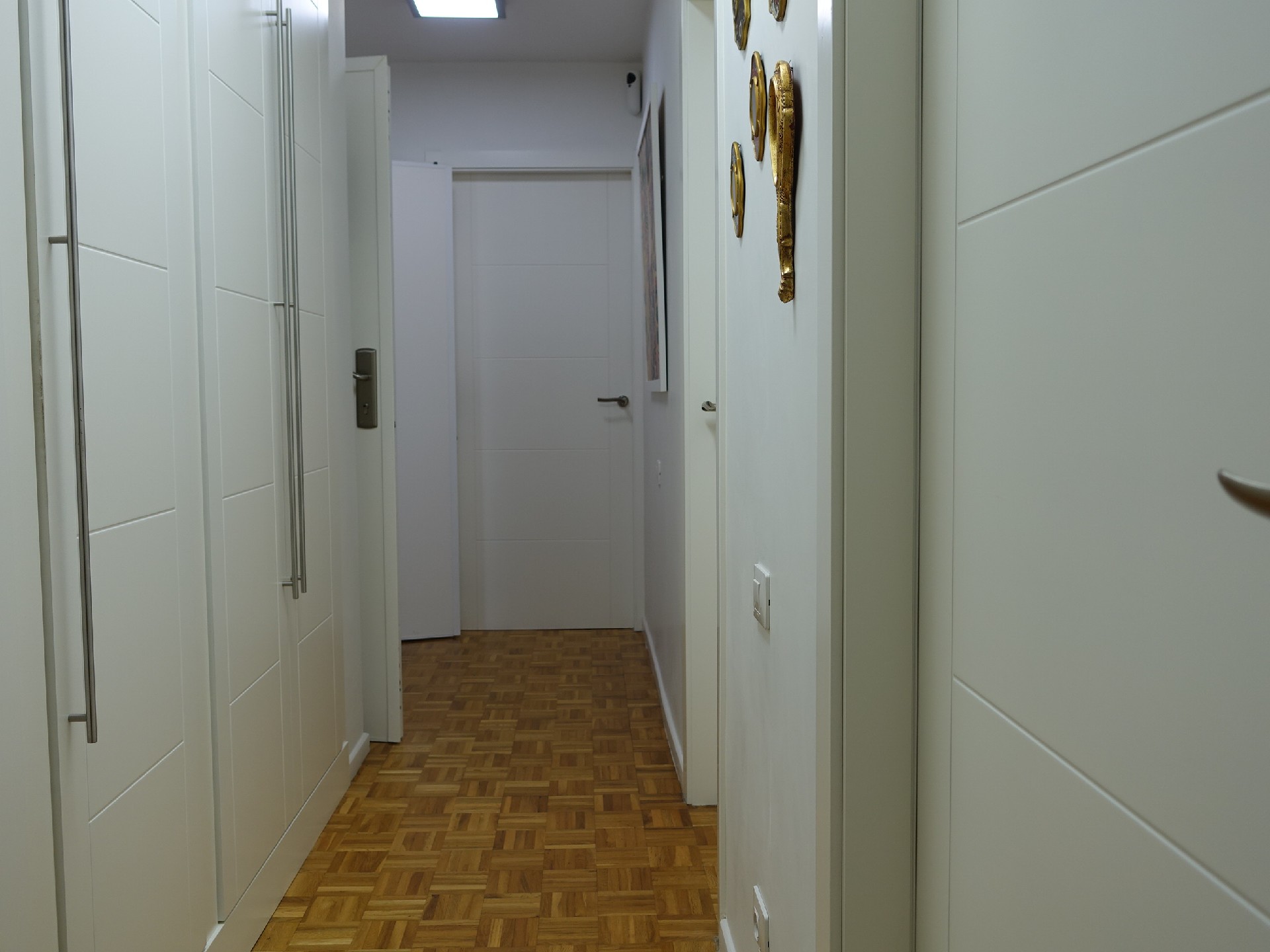 EXPECTACULAR PISO EN ZONA MENCEY. C/ FRANCISCO GUERRERO CAZORLA. DISTRITO CENTRO-IFARA