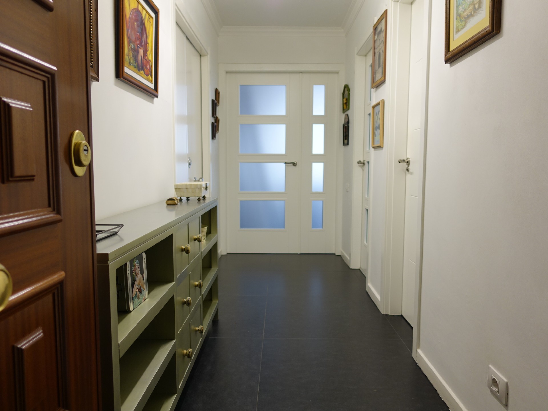 EXPECTACULAR PISO EN ZONA MENCEY. C/ FRANCISCO GUERRERO CAZORLA. DISTRITO CENTRO-IFARA