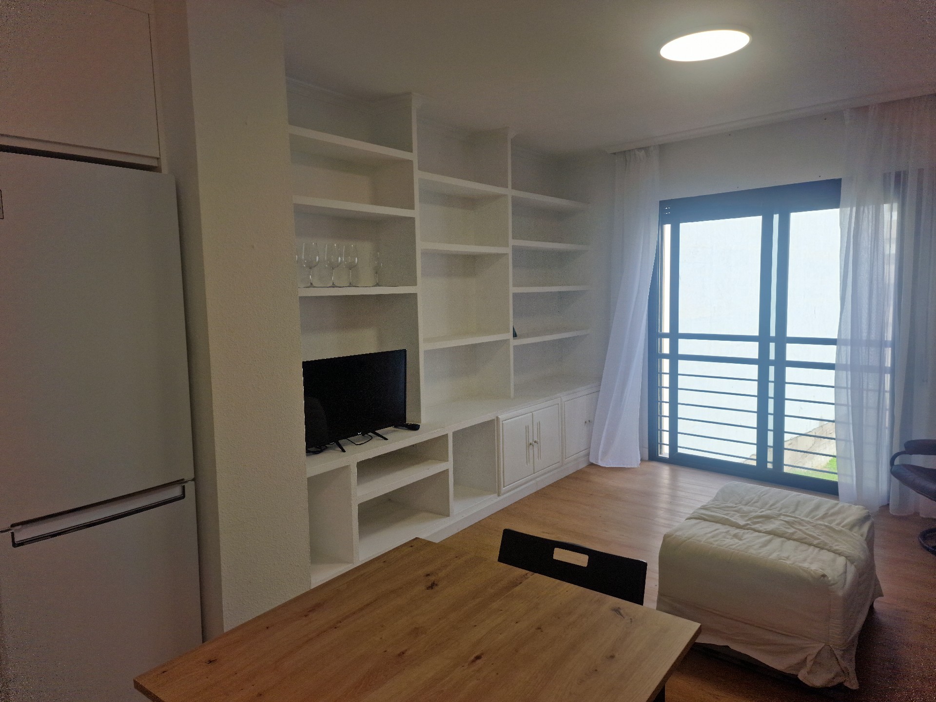 PISO CÉNTRICO. SANTA CRUZ