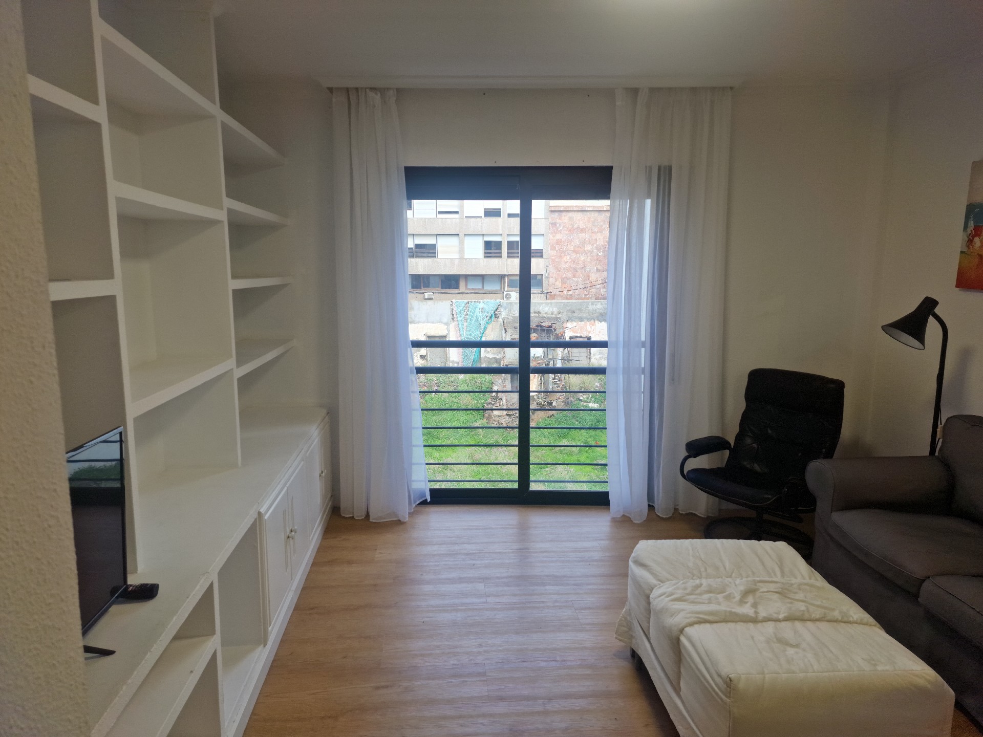 PISO CÉNTRICO. SANTA CRUZ