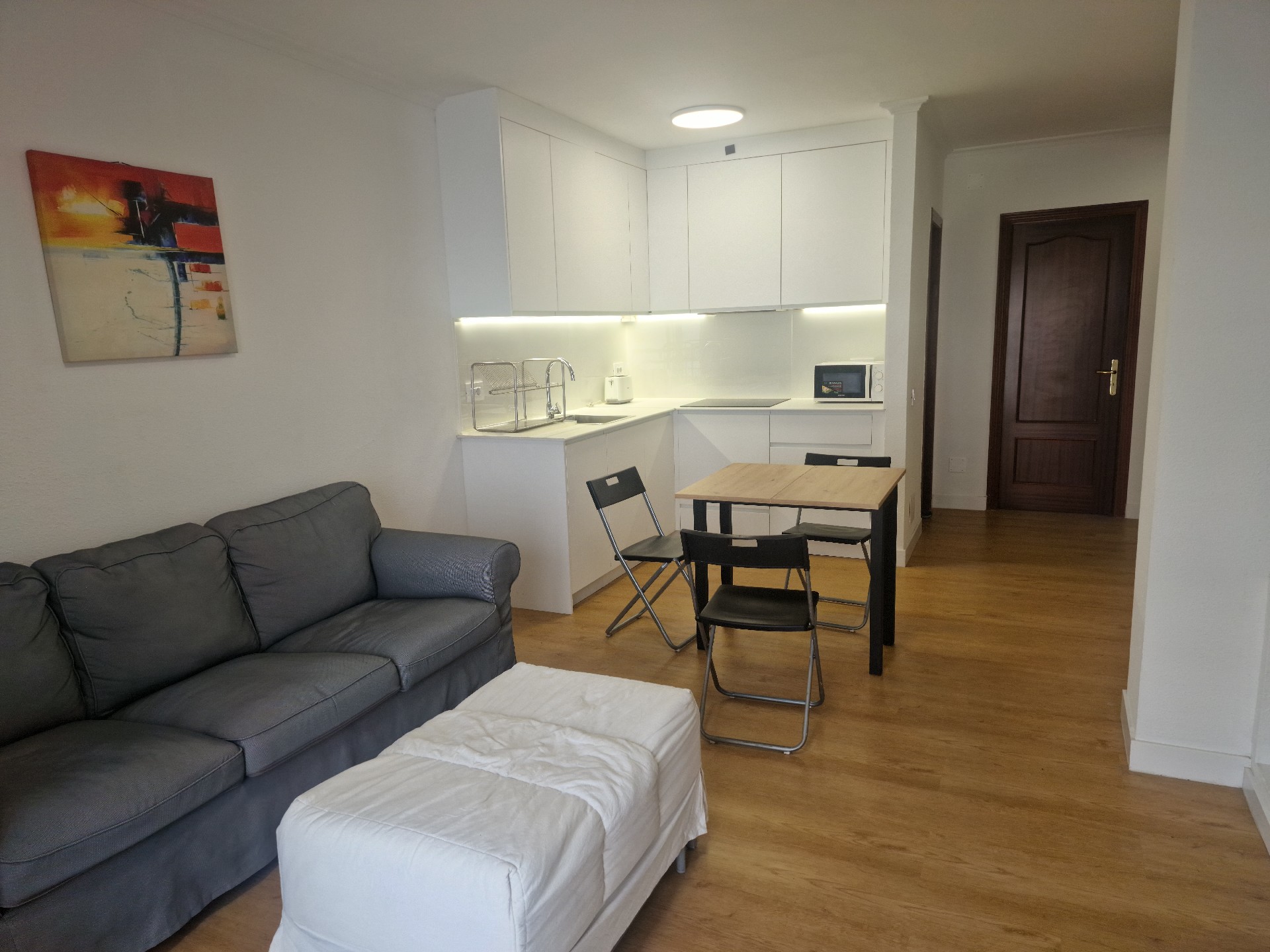 PISO CÉNTRICO. SANTA CRUZ