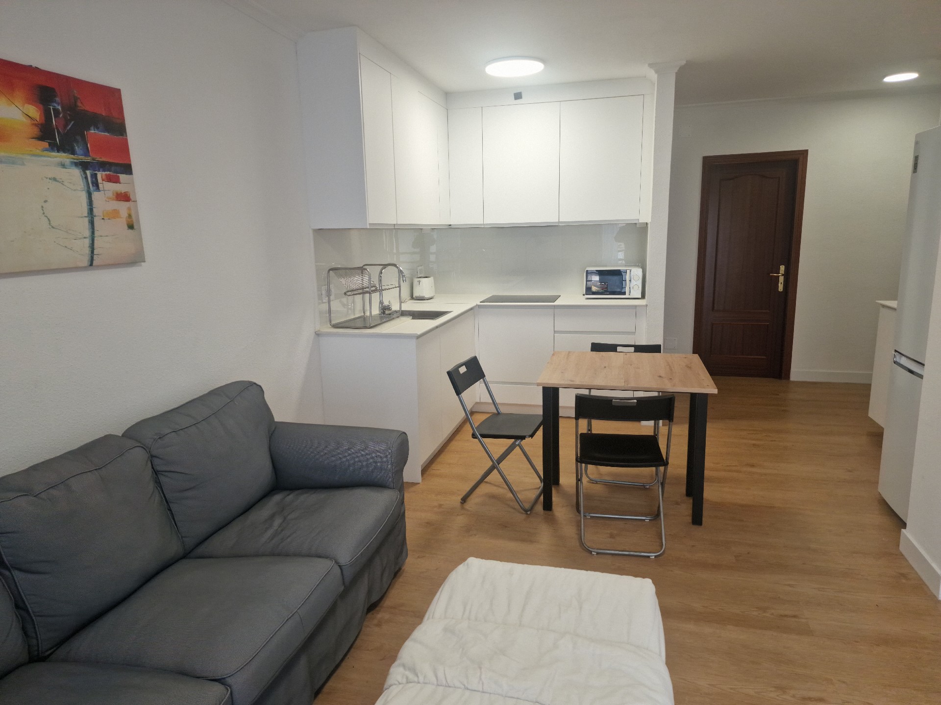 PISO CÉNTRICO. SANTA CRUZ