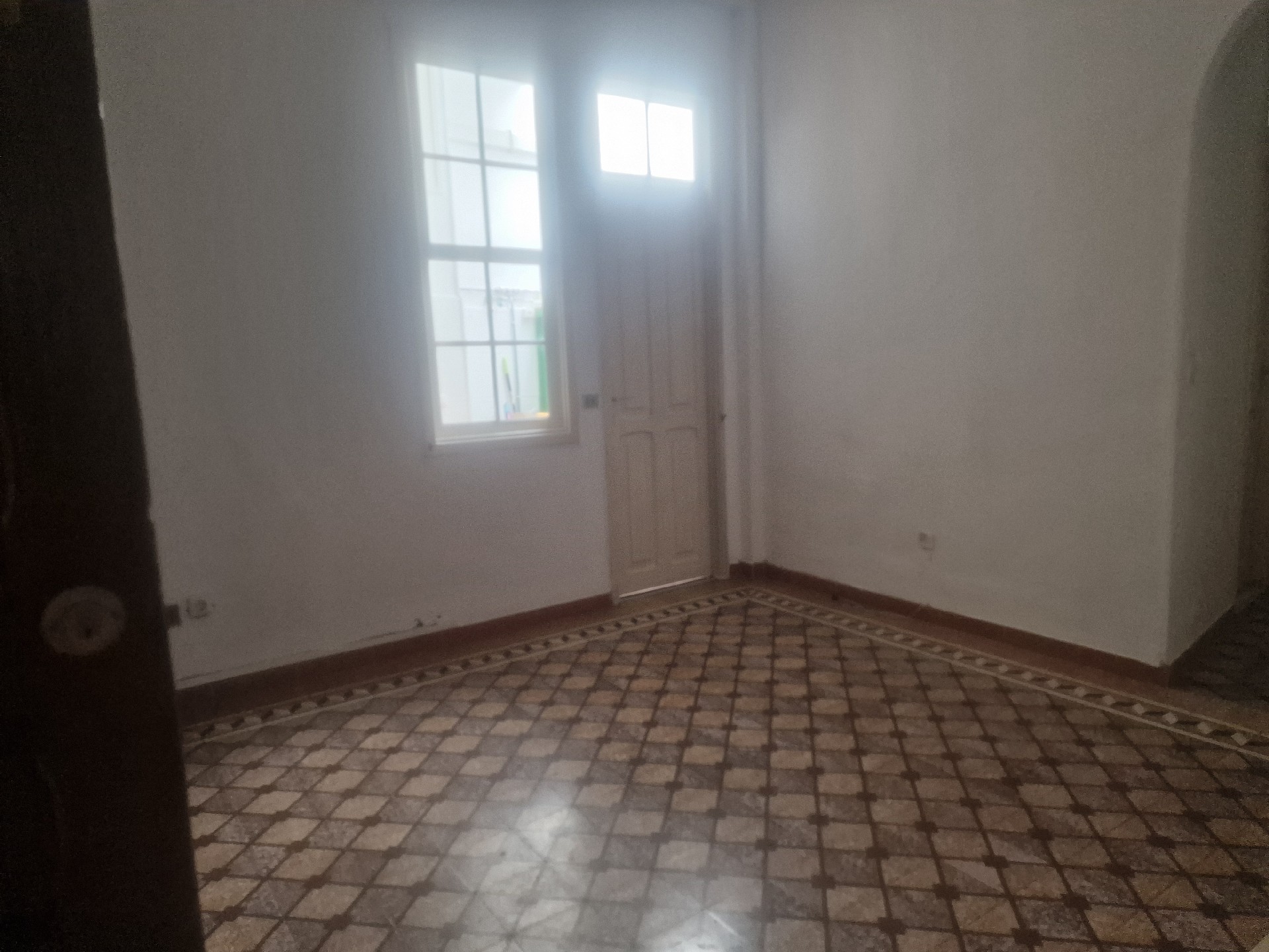 PISO ANTIGUO A 30 METROS DE PLAZA WEYLER